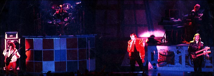 Marillion - Misplaced Childhood Tour - 1985 - Unknown city, venue and photographer - Photo taken from ''H&ouml;rzu''
